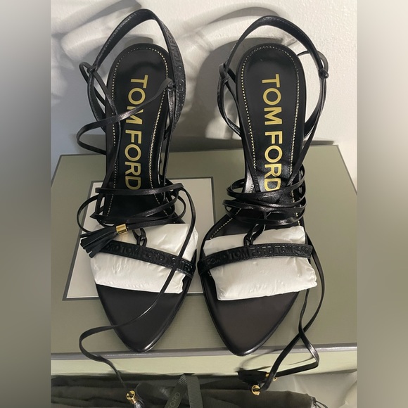 *NWT* Tom Ford lace up tassel heels (38.5) - Picture 3 of 5
